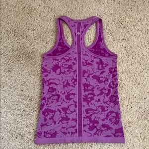 Lululemon swiftly tank size 6 EUC